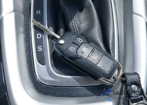 2016 Ford Fusion из США, поврежденный, VIN 3FA6T0HD0GR100953